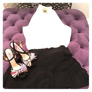 Black &White Everything ✔️